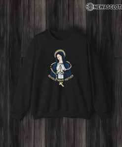 Behold Your Mother Maria Praying T-Shirt3