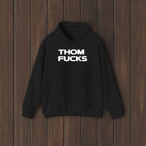 Egwene Al’Vere Thom Fuucks T-Shirt2