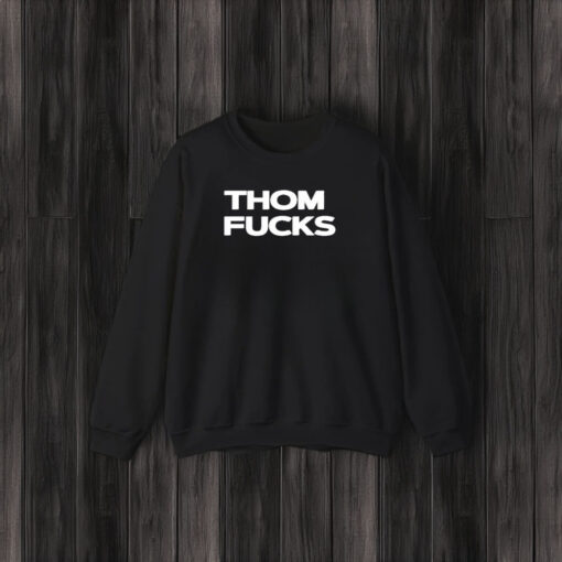 Egwene Al’Vere Thom Fuucks T-Shirt - Image 3