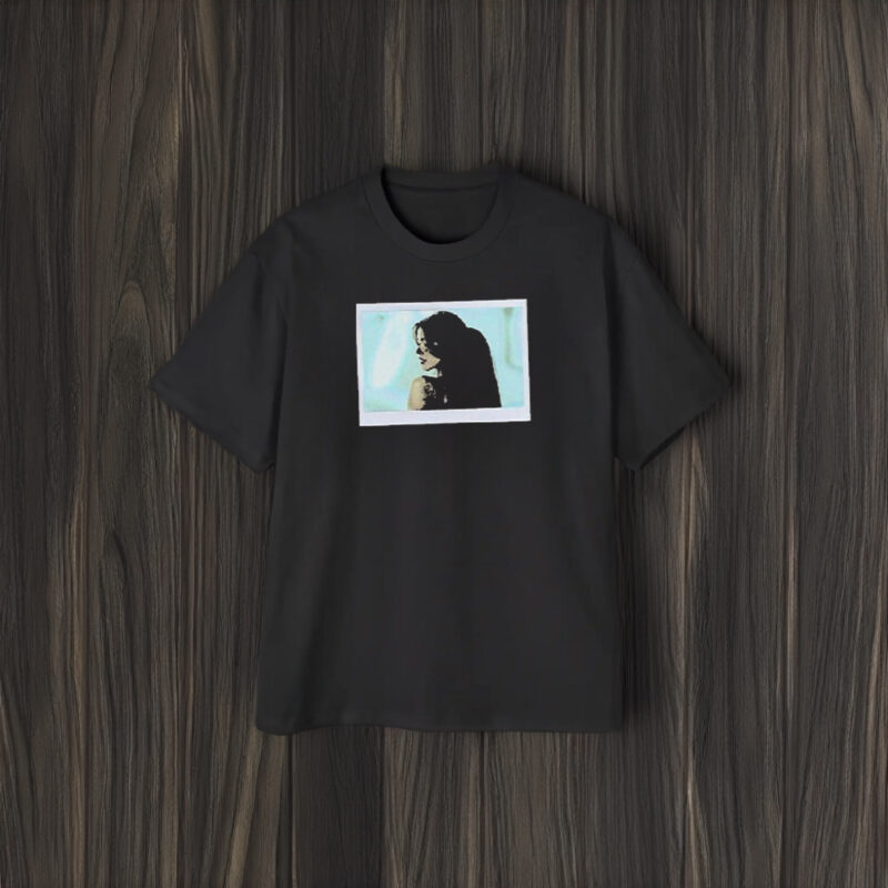 Madison Beer Spinnin Tour Polaroid Photo T-Shirts1