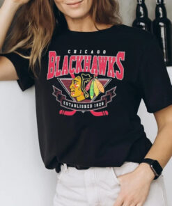 Chicago Blackhawks Starter Team Logo Graphic T-Shirt2