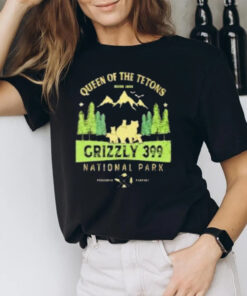 Queen Of The Tetons Grizzly 399 National Park T-Shirt2