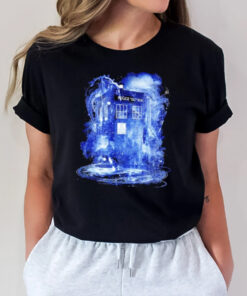 Space And Time Storm Police Public Call Box T-Shirt2