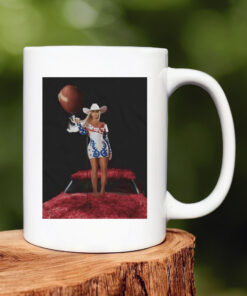 Beyoncé NFL Halftime of Baltimore Ravens Mug 20241