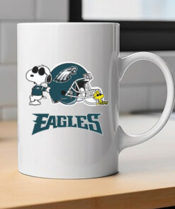 Snoopy Woodstock Philadelphia Eagles Helmet Mug 2024