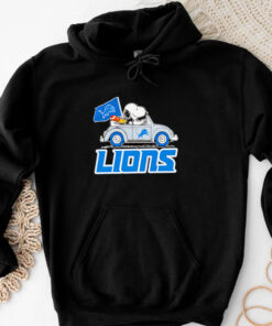 Snoopy and Woodstock driving car Detroit Lions T-Shirt 20243