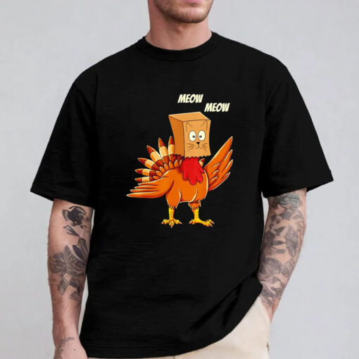 Turkey cat meow Thanksgiving T-Shirt 2024