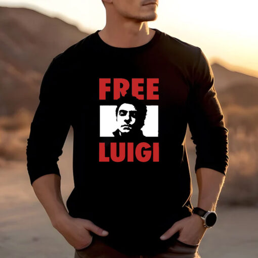 FREE LUIGI MANGIONE T-Shirts 2024