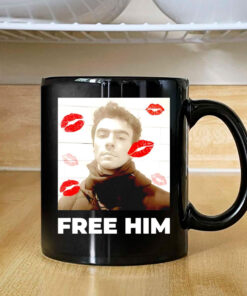 Luigi Mangione Free Him lips Mug Coffee