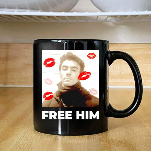 Luigi Mangione Free Him lips Mug Coffee