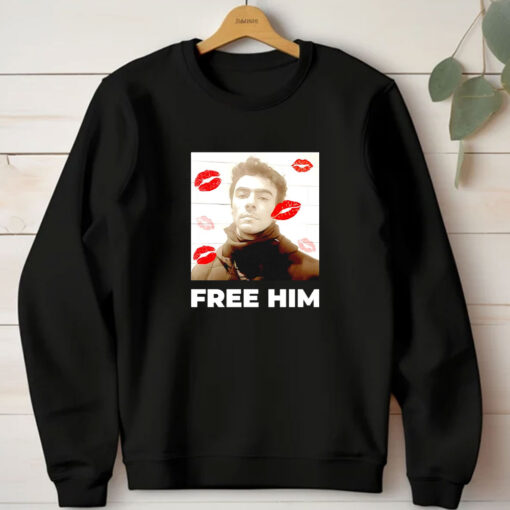 Luigi Mangione Free Him lips T-shirts