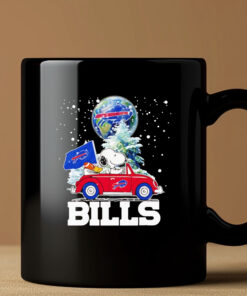 Snoopy driving car snow Buffalo Bills Mug 20243