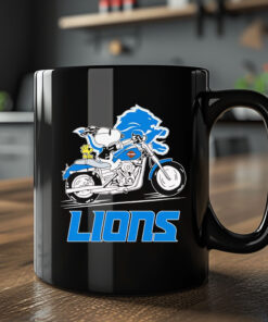 Snoopy riding motorcycle Detroit Lions Mug 20242