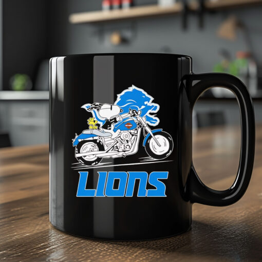 Snoopy riding motorcycle Detroit Lions Mug 20242