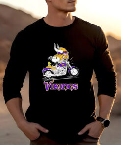 Snoopy riding motorcycle Minnesota Vikings T-shirt 20242