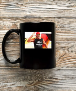 Hulk Hogan Reaction To Getting Heavily Booed During Raw Netflix Debut Mug Coffee