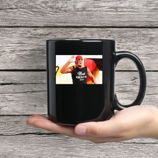 Hulk Hogan Reaction To Getting Heavily Booed During Raw Netflix Debut Mug Coffee